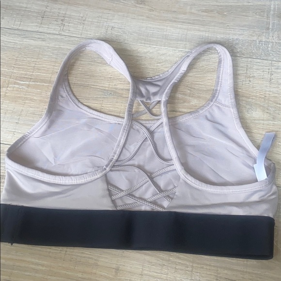 Victoria Secret Sports bra - Picture 2 of 3